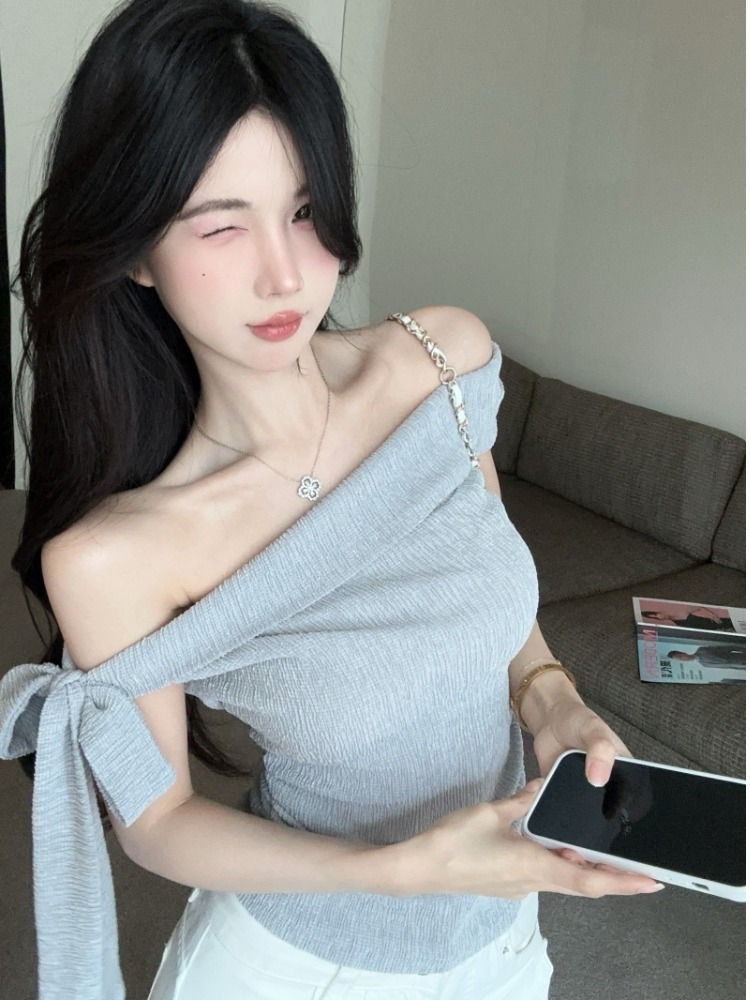 เสื้อยืดผู้หญิงแขนสั้นแบบผูกเอ - T Shirt Tight Fit บทวิจารณ์และราคา