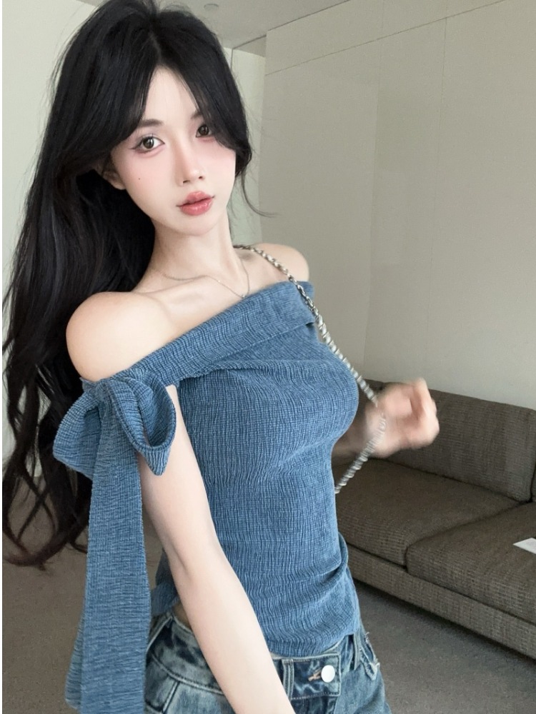 เสื้อยืดผู้หญิงแขนสั้นแบบผูกเอ - T Shirt Tight Fit บทวิจารณ์และราคา