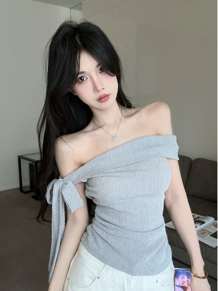 เสื้อยืดผู้หญิงแขนสั้นแบบผูกเอ - T Shirt Tight Fit บทวิจารณ์และราคา